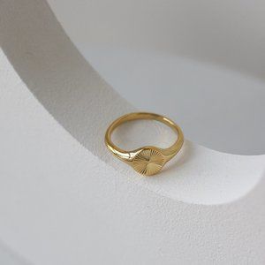 Gold signet ring, sun signet ring, round band ring, stacking ring gold